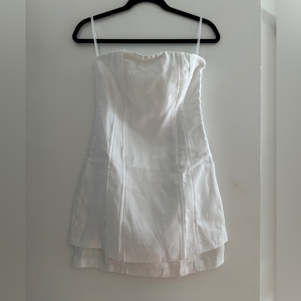 *BRAND NEW DISSH WHITE LINEN MINI DRESS